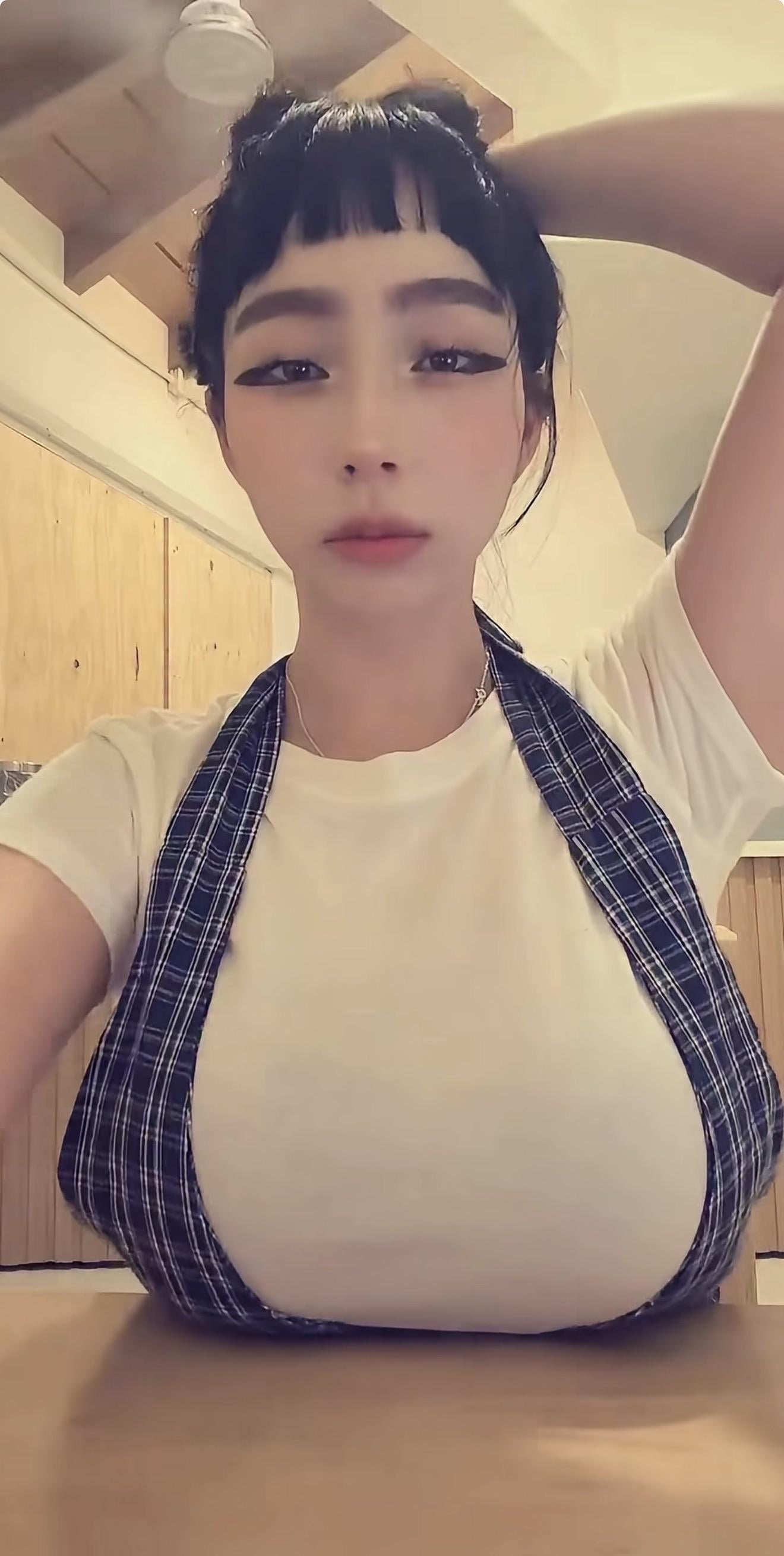 Find Pornstar – Anyone know? Find Pornstar – Anyone know?